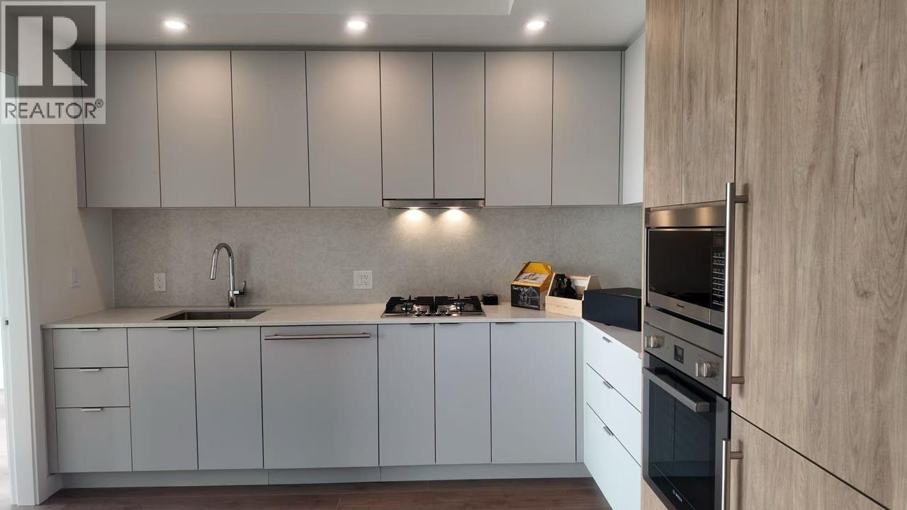 2103 537 Cottonwood Avenue, Coquitlam, British Columbia  V3J 0S4 - Photo 3 - R3063191