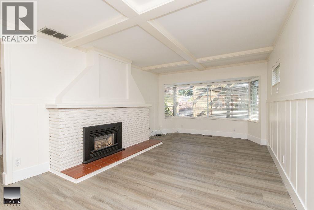 6668 Napier Street, Burnaby, British Columbia  V5B 2C3 - Photo 13 - R3063213