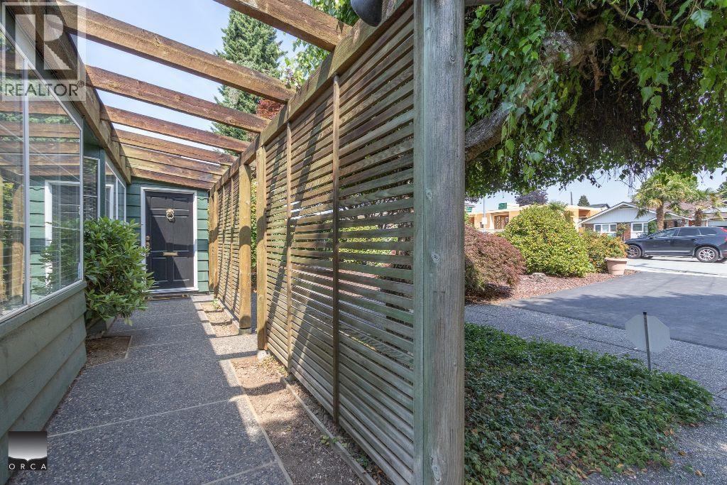 6668 Napier Street, Burnaby, British Columbia  V5B 2C3 - Photo 22 - R3063213