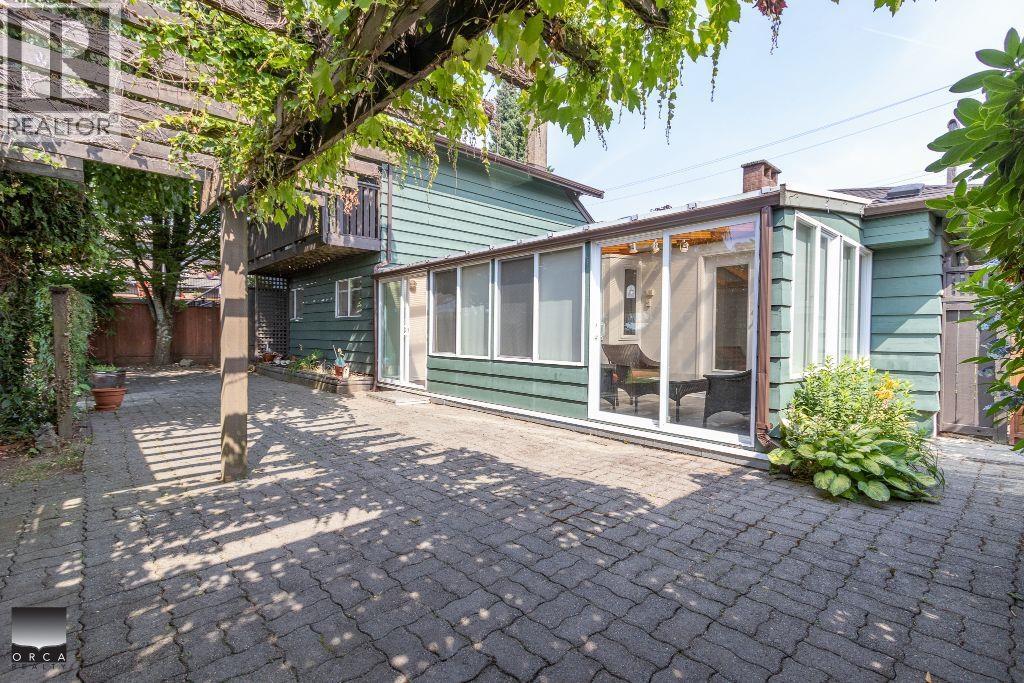 6668 Napier Street, Burnaby, British Columbia  V5B 2C3 - Photo 29 - R3063213