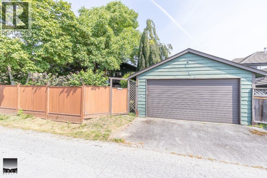 6668 Napier Street, Burnaby, British Columbia  V5B 2C3 - Photo 34 - R3063213