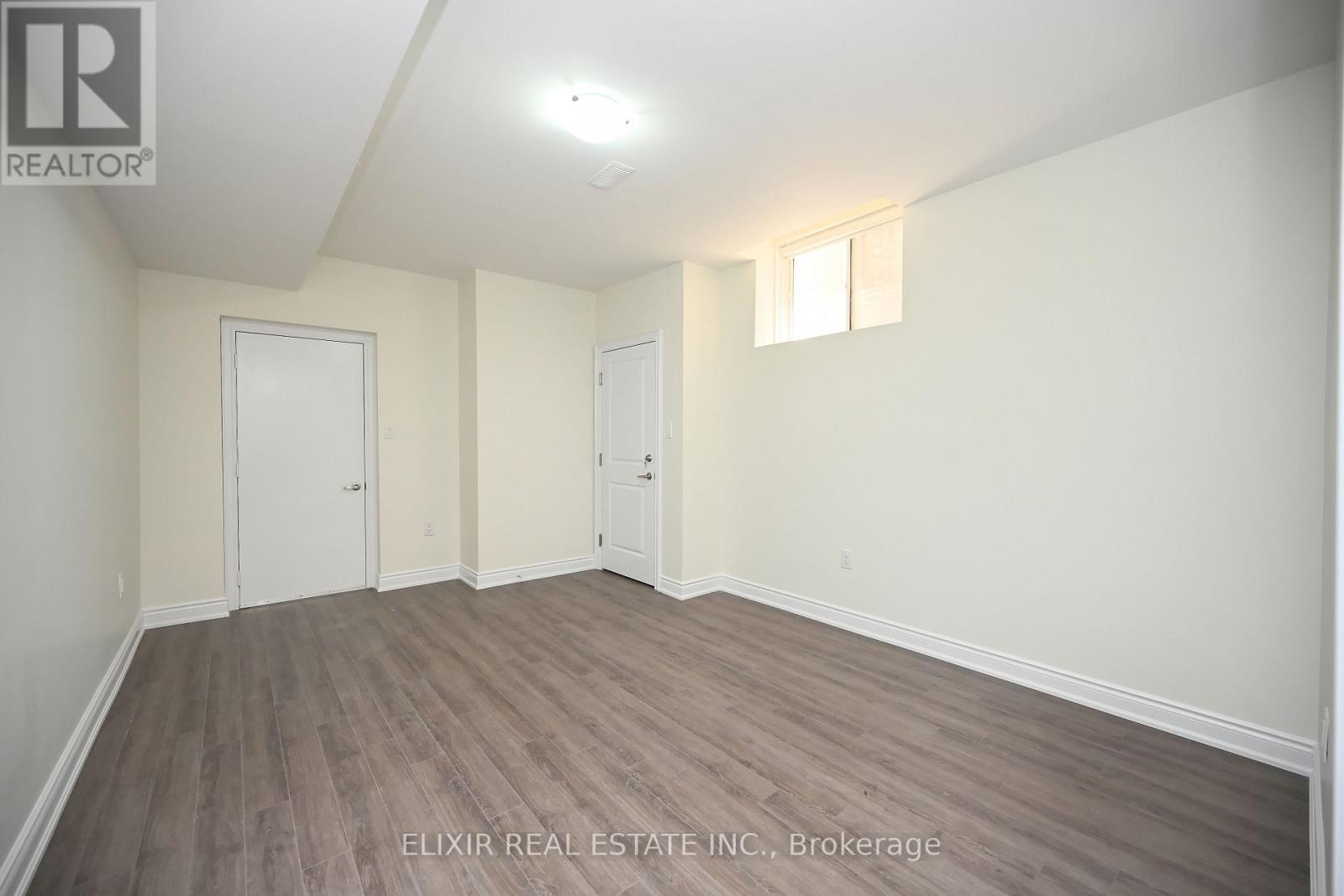 46 Mevira Gardens, Oakville, Ontario  L6H 0Z6 - Photo 14 - W12489802