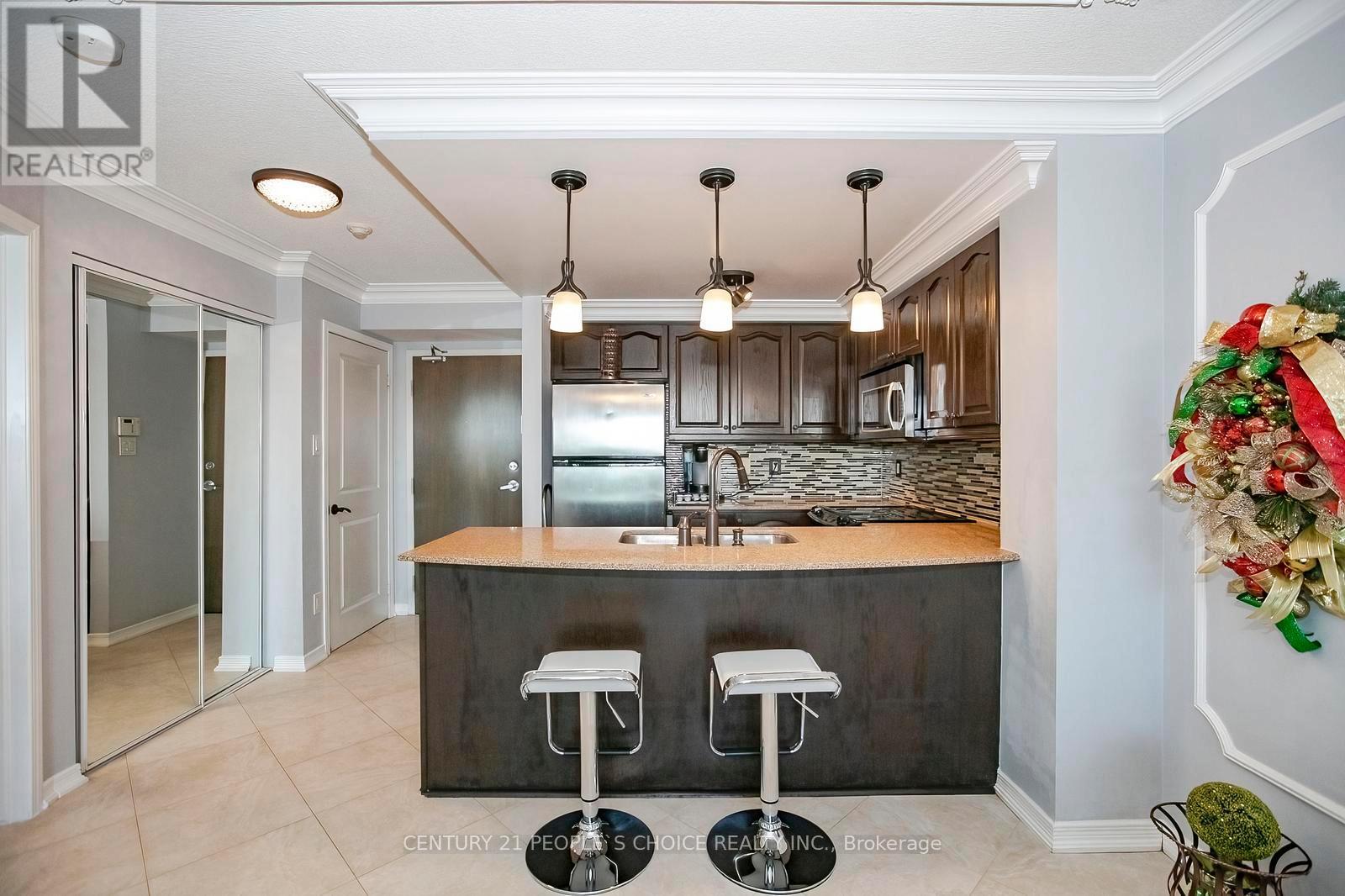 1512 - 9 George Street, Brampton, Ontario  L6X 0T6 - Photo 14 - W12489842