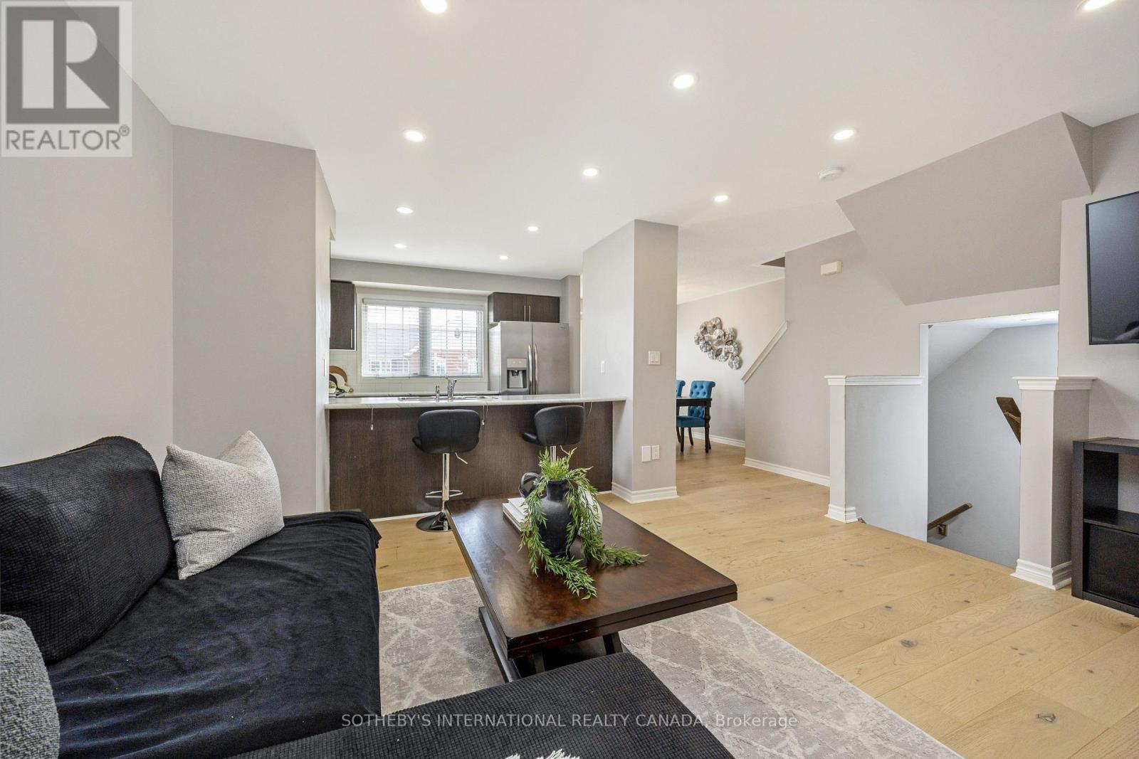 1619 Gainer Crescent, Milton, Ontario  L9T 8X9 - Photo 12 - W12489856