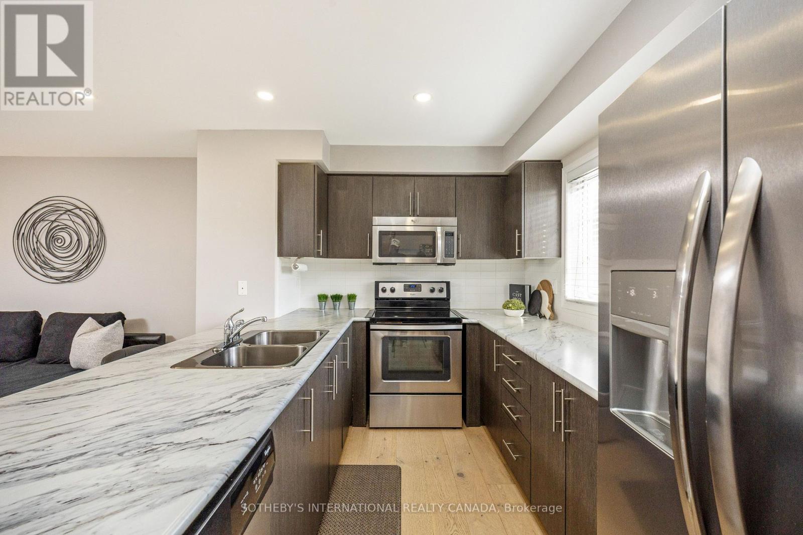 1619 Gainer Crescent, Milton, Ontario  L9T 8X9 - Photo 15 - W12489856