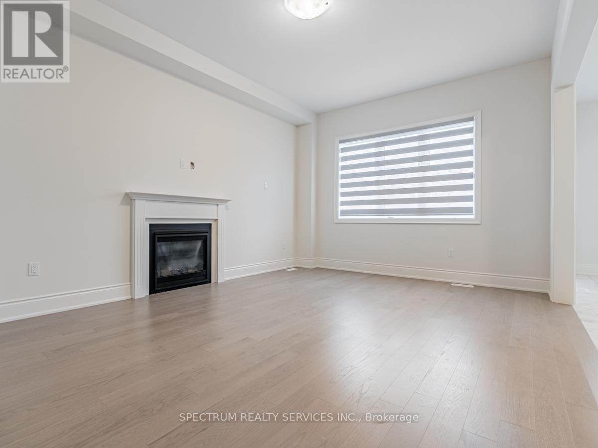 21 James Walker Avenue, Caledon, Ontario  L7C 0H1 - Photo 10 - W12489876