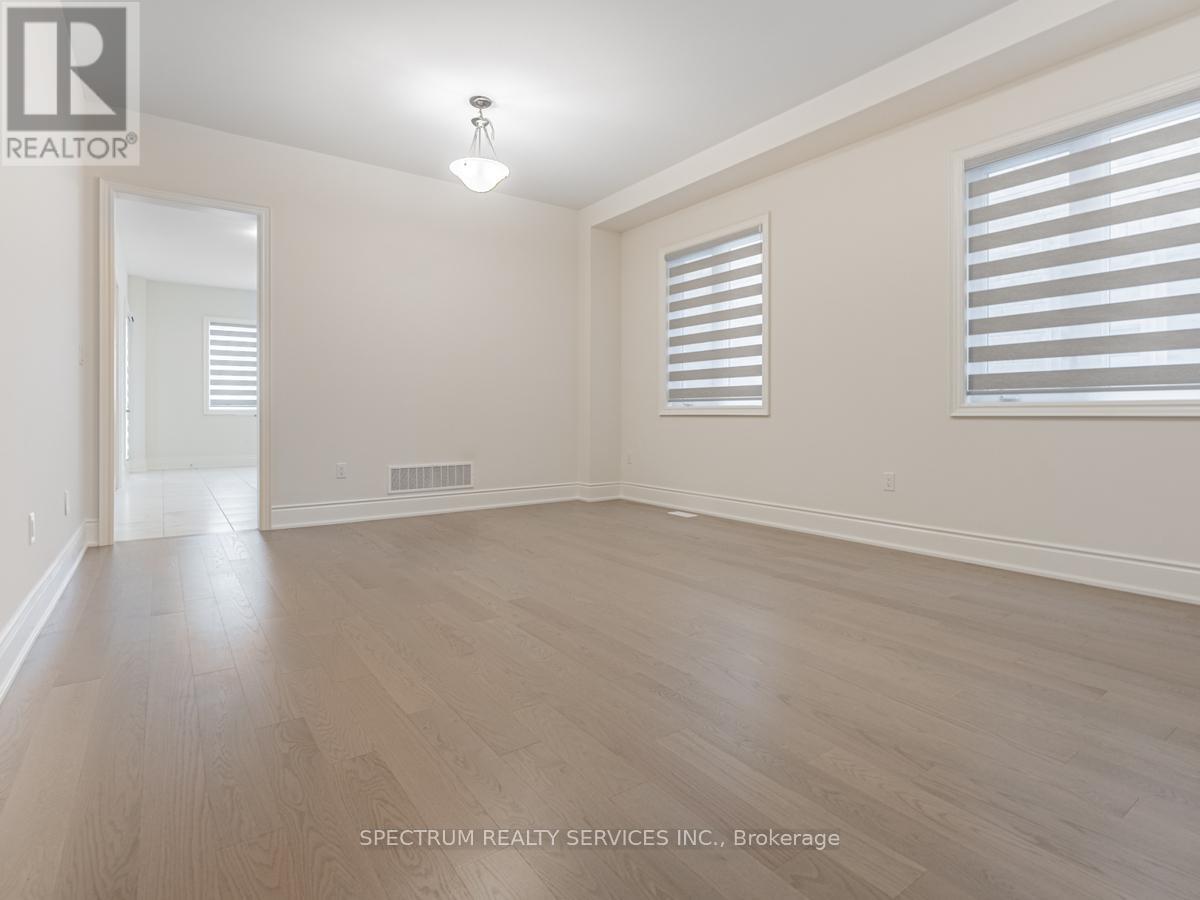 21 James Walker Avenue, Caledon, Ontario  L7C 0H1 - Photo 11 - W12489876