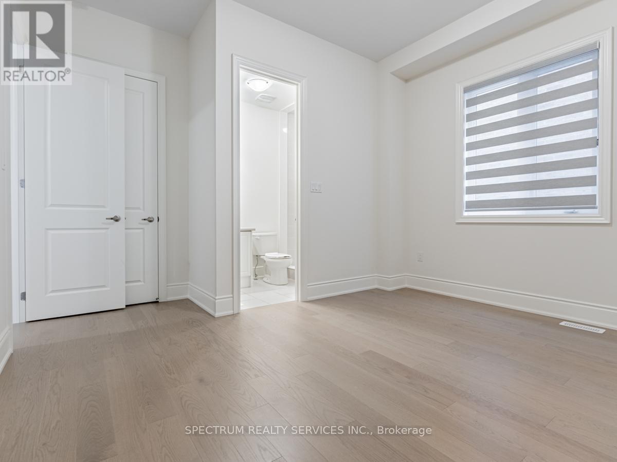 21 James Walker Avenue, Caledon, Ontario  L7C 0H1 - Photo 18 - W12489876