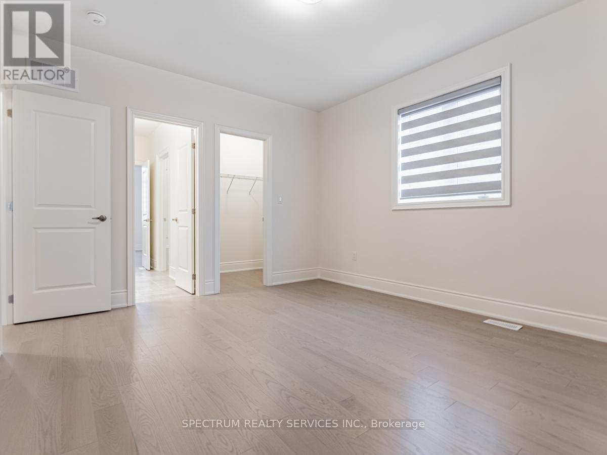 21 James Walker Avenue, Caledon, Ontario  L7C 0H1 - Photo 26 - W12489876