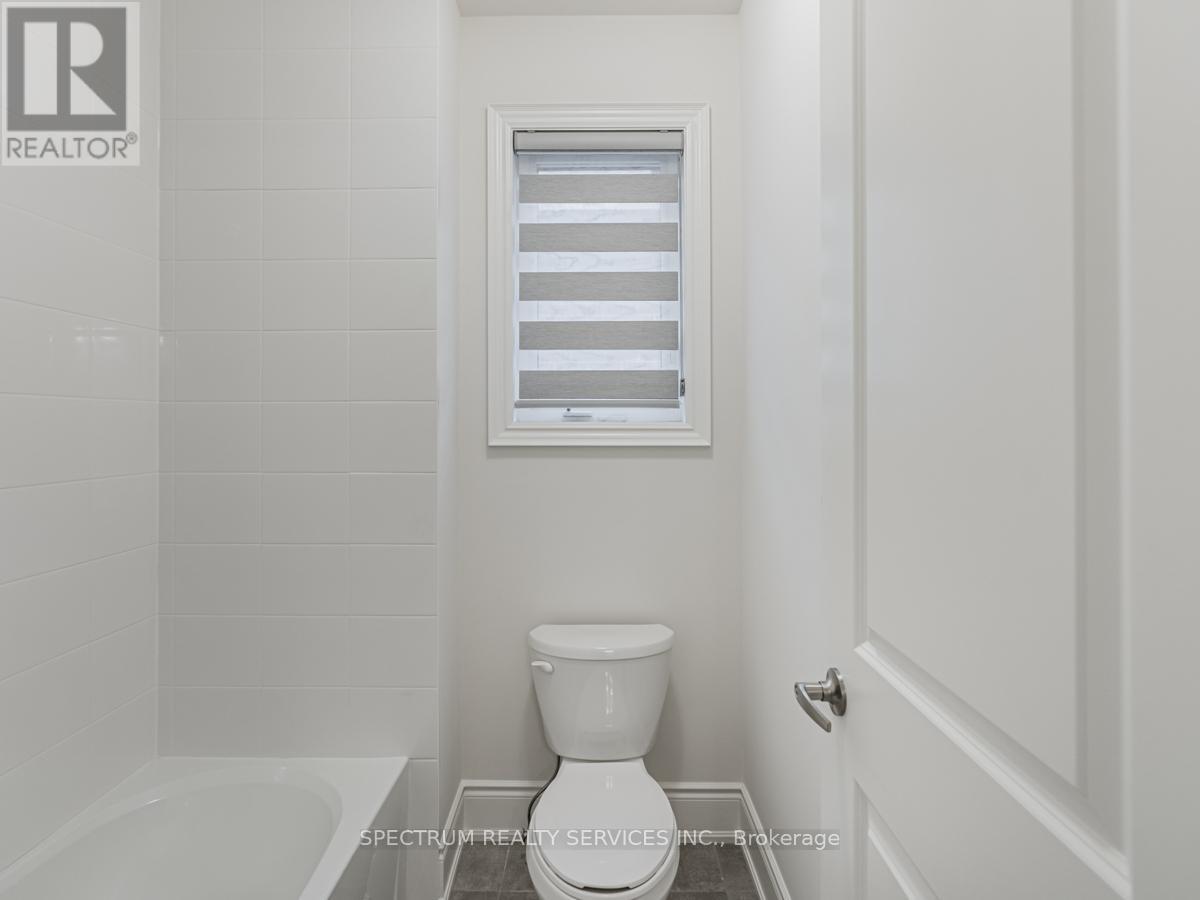 21 James Walker Avenue, Caledon, Ontario  L7C 0H1 - Photo 28 - W12489876