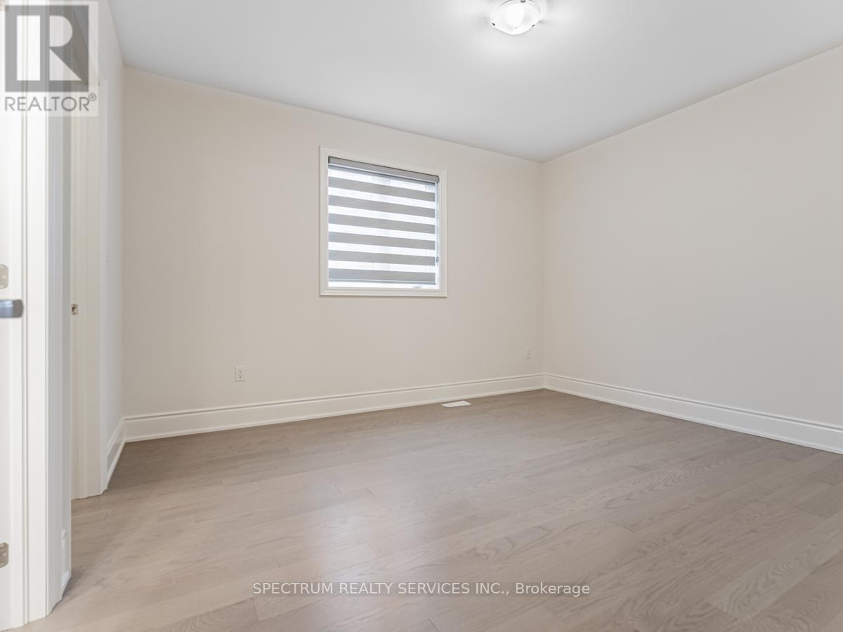 21 James Walker Avenue, Caledon, Ontario  L7C 0H1 - Photo 30 - W12489876