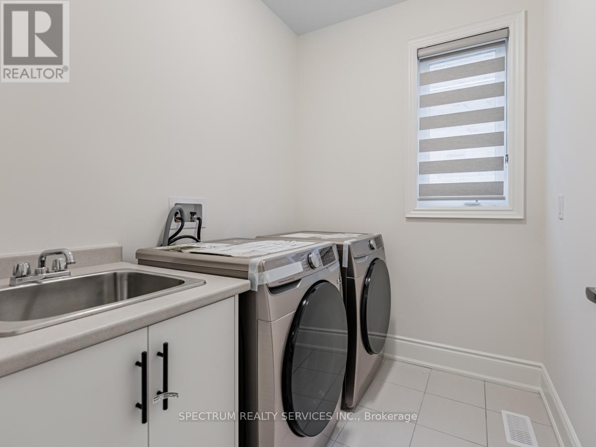 21 James Walker Avenue, Caledon, Ontario  L7C 0H1 - Photo 34 - W12489876