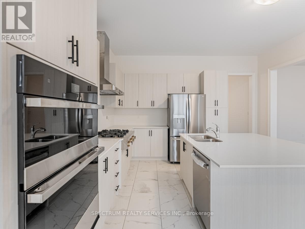 21 James Walker Avenue, Caledon, Ontario  L7C 0H1 - Photo 7 - W12489876