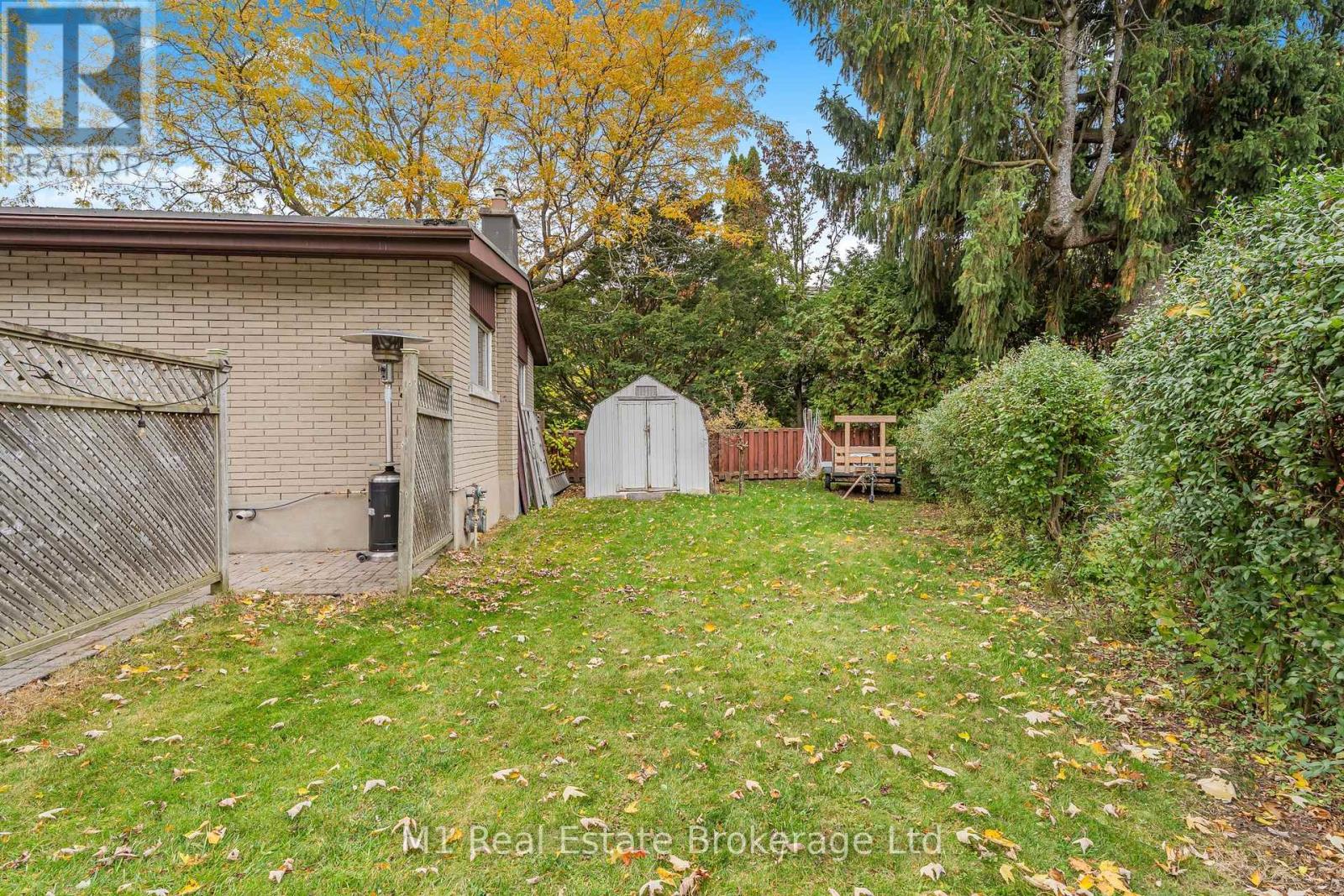 15 Woodycrest Drive, Guelph, Ontario  N1H 6E8 - Photo 33 - X12490224