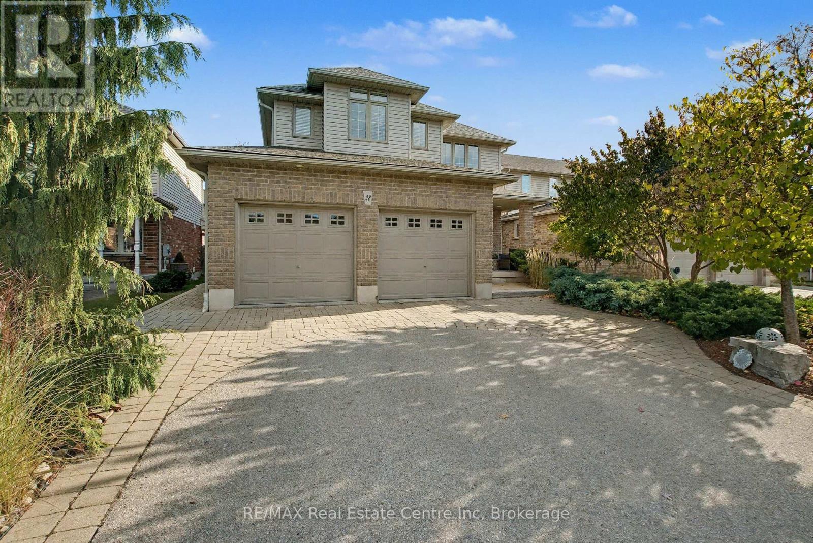 28 IRVING CRESCENT, Guelph, Ontario