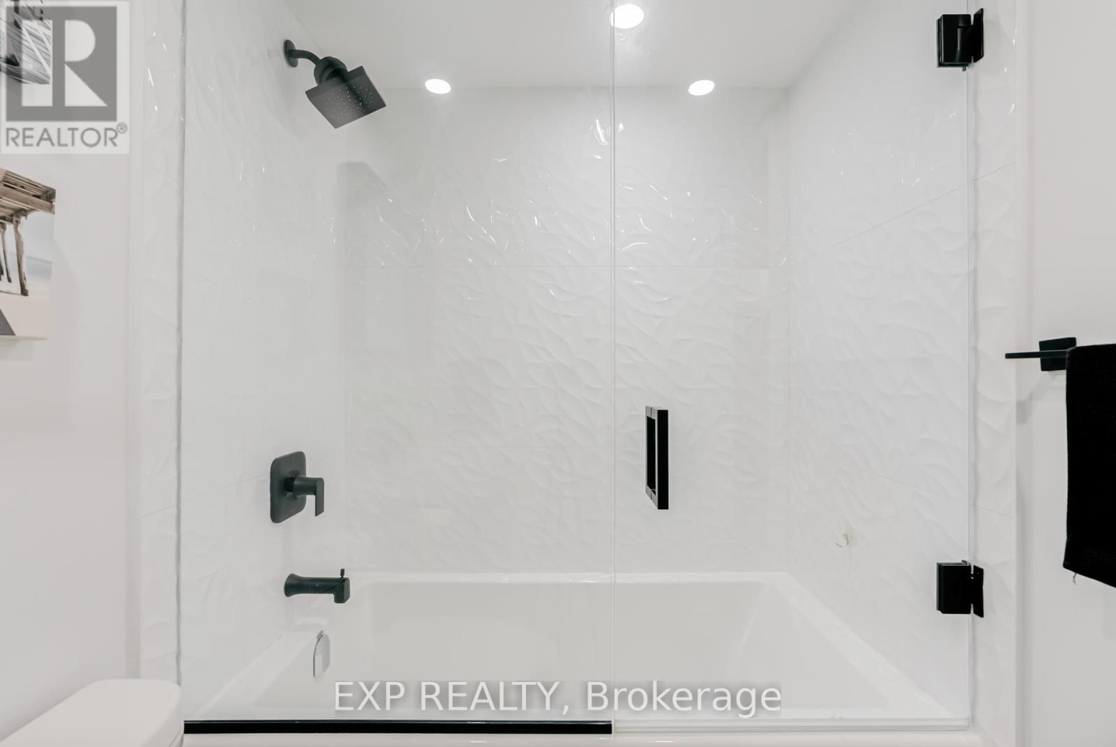 1503 - 299 Mill Road, Toronto, Ontario  M9C 4V9 - Photo 16 - W12489880