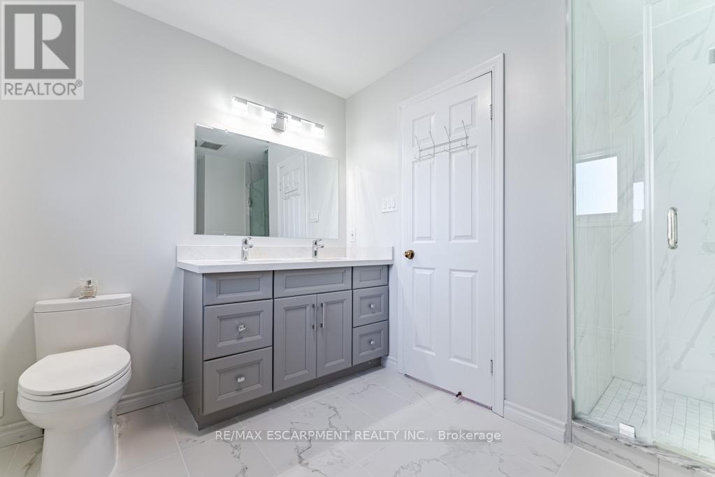 3036 Swansea Drive, Oakville, Ontario  L6L 6H9 - Photo 27 - W12489896