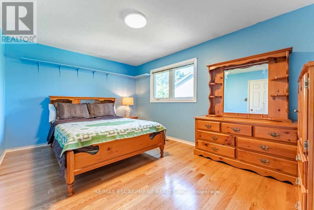 3036 Swansea Drive, Oakville, Ontario  L6L 6H9 - Photo 29 - W12489896