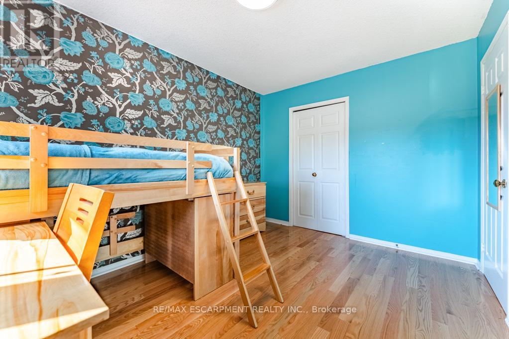 3036 Swansea Drive, Oakville, Ontario  L6L 6H9 - Photo 32 - W12489896