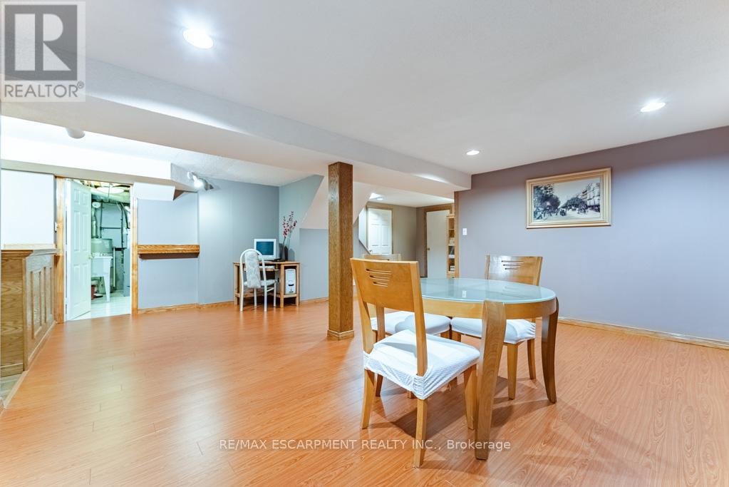 3036 Swansea Drive, Oakville, Ontario  L6L 6H9 - Photo 37 - W12489896