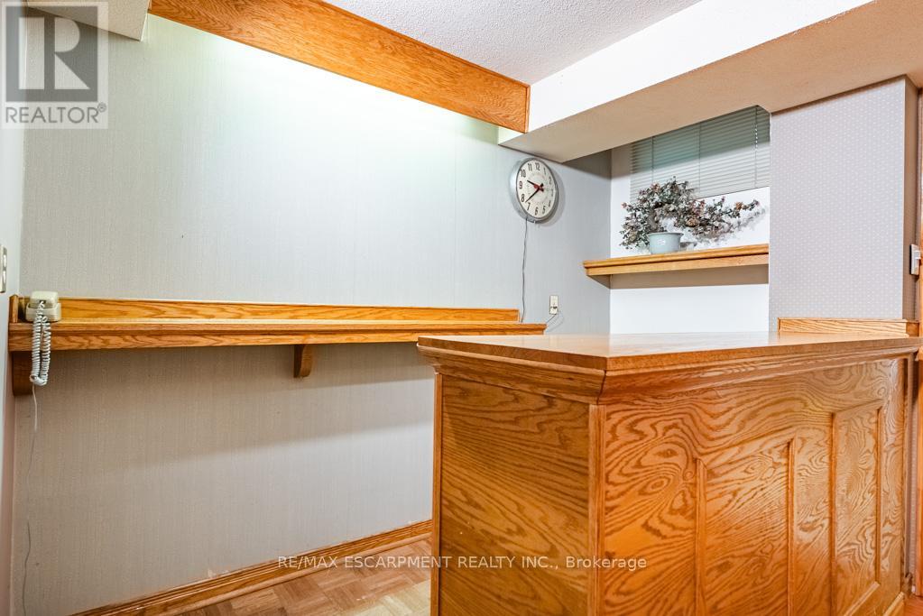 3036 Swansea Drive, Oakville, Ontario  L6L 6H9 - Photo 38 - W12489896