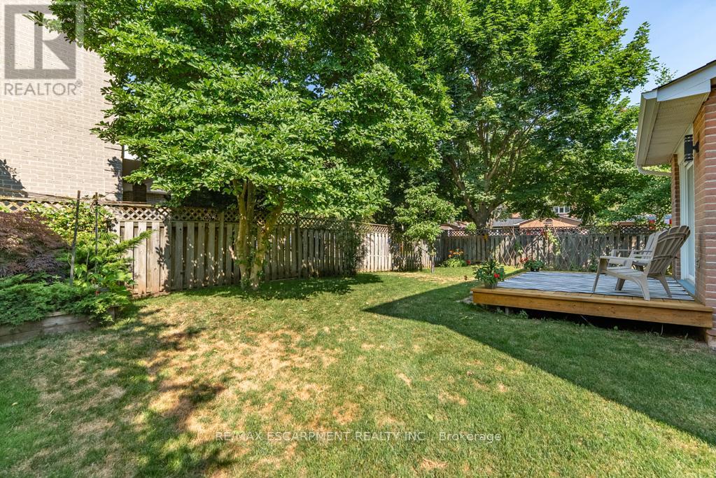 3036 Swansea Drive, Oakville, Ontario  L6L 6H9 - Photo 47 - W12489896