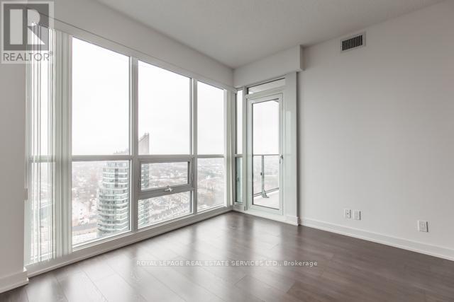 2310 - 2220 Lake Shore Boulevard, Toronto, Ontario  M8Y 3H8 - Photo 10 - W12489898