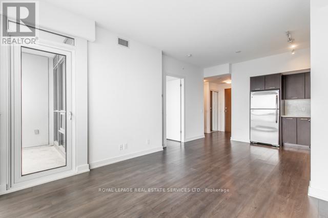 2310 - 2220 Lake Shore Boulevard, Toronto, Ontario  M8Y 3H8 - Photo 13 - W12489898