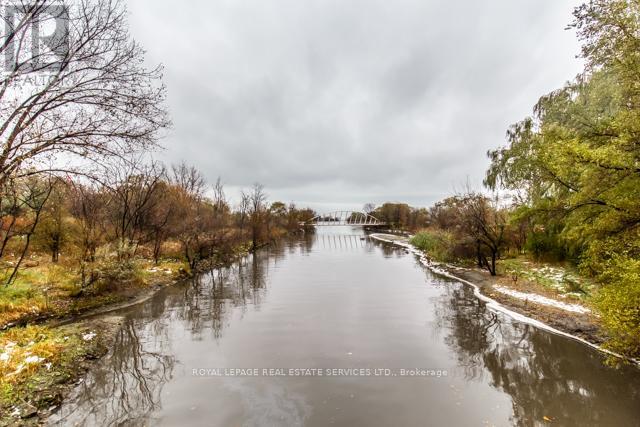 2310 - 2220 Lake Shore Boulevard, Toronto, Ontario  M8Y 3H8 - Photo 24 - W12489898