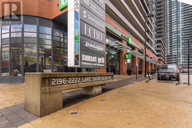 2310 - 2220 Lake Shore Boulevard, Toronto, Ontario  M8Y 3H8 - Photo 3 - W12489898
