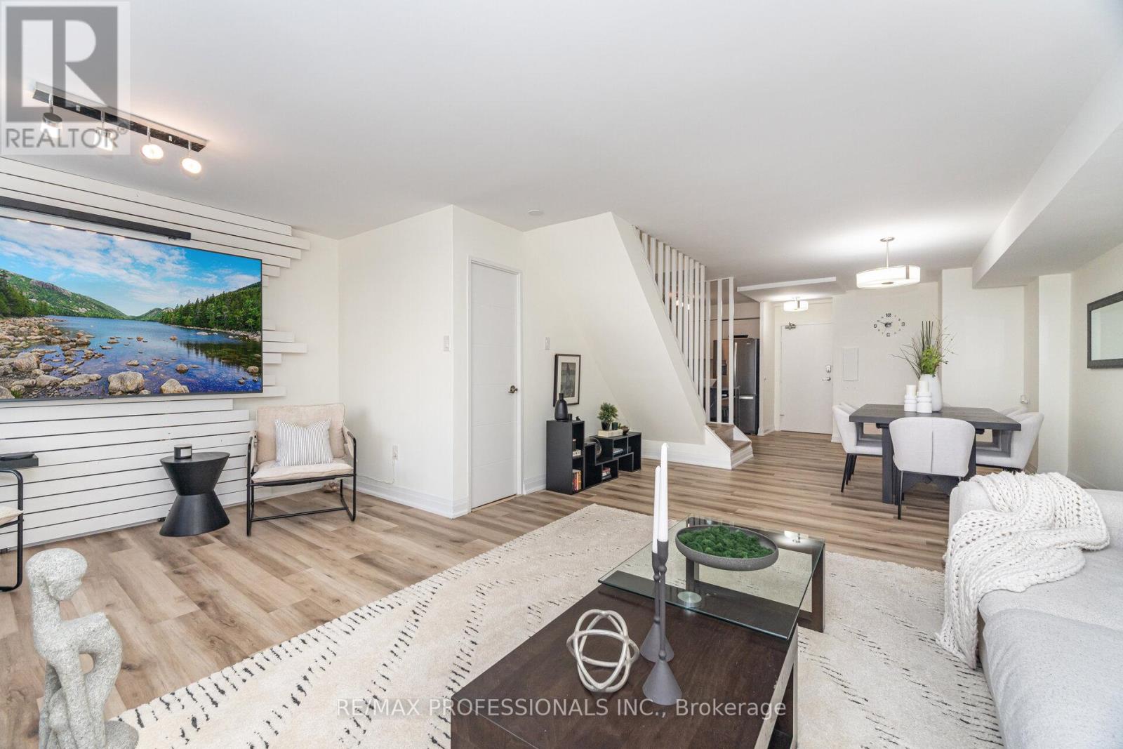 326 - 364 The East Mall, Toronto, Ontario  M9B 6C5 - Photo 17 - W12489914