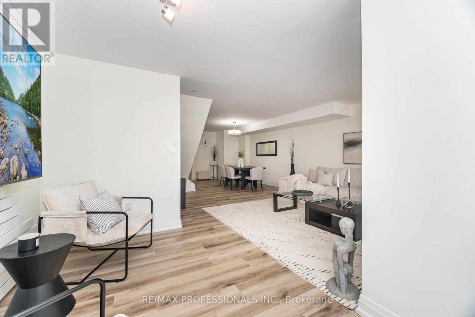 326 - 364 The East Mall, Toronto, Ontario  M9B 6C5 - Photo 20 - W12489914