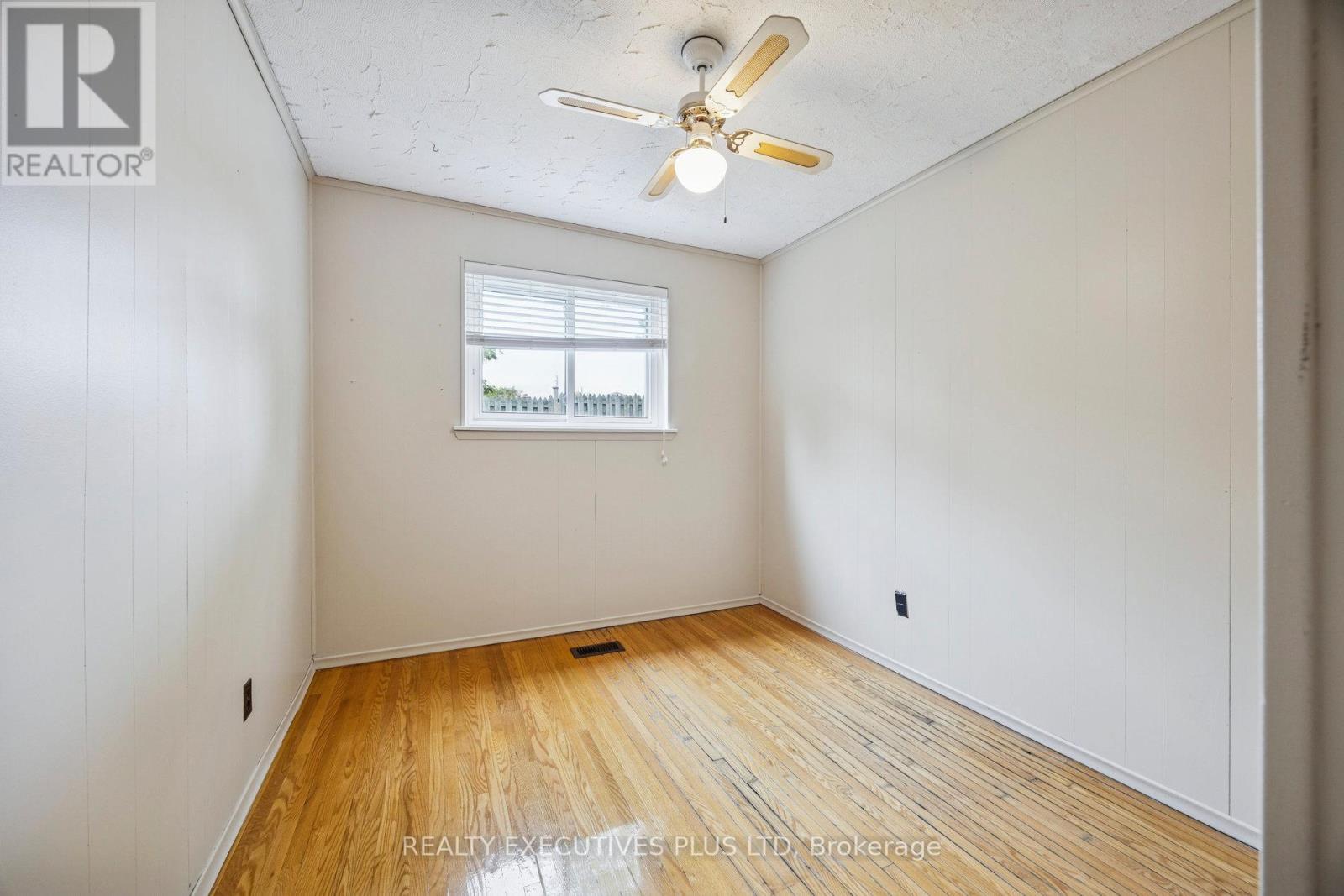 12 Bemberg Court, Toronto, Ontario  M9W 3V5 - Photo 20 - W12489922