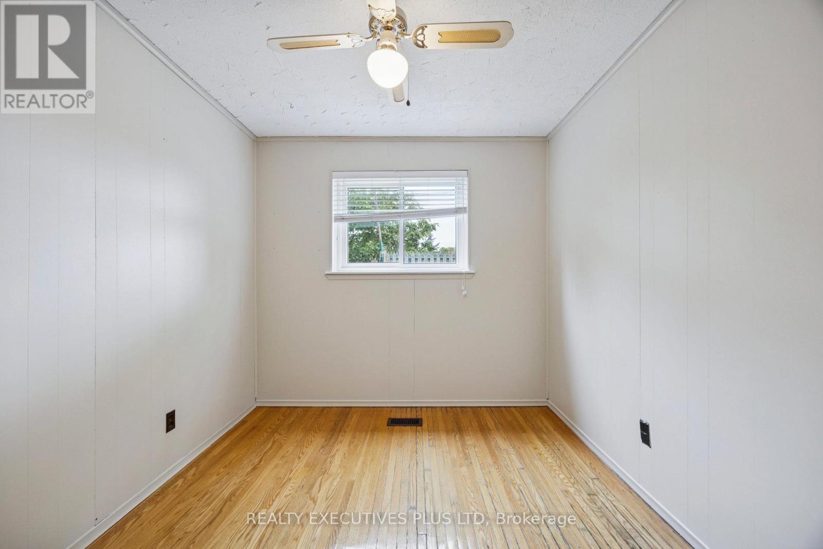 12 Bemberg Court, Toronto, Ontario  M9W 3V5 - Photo 22 - W12489922