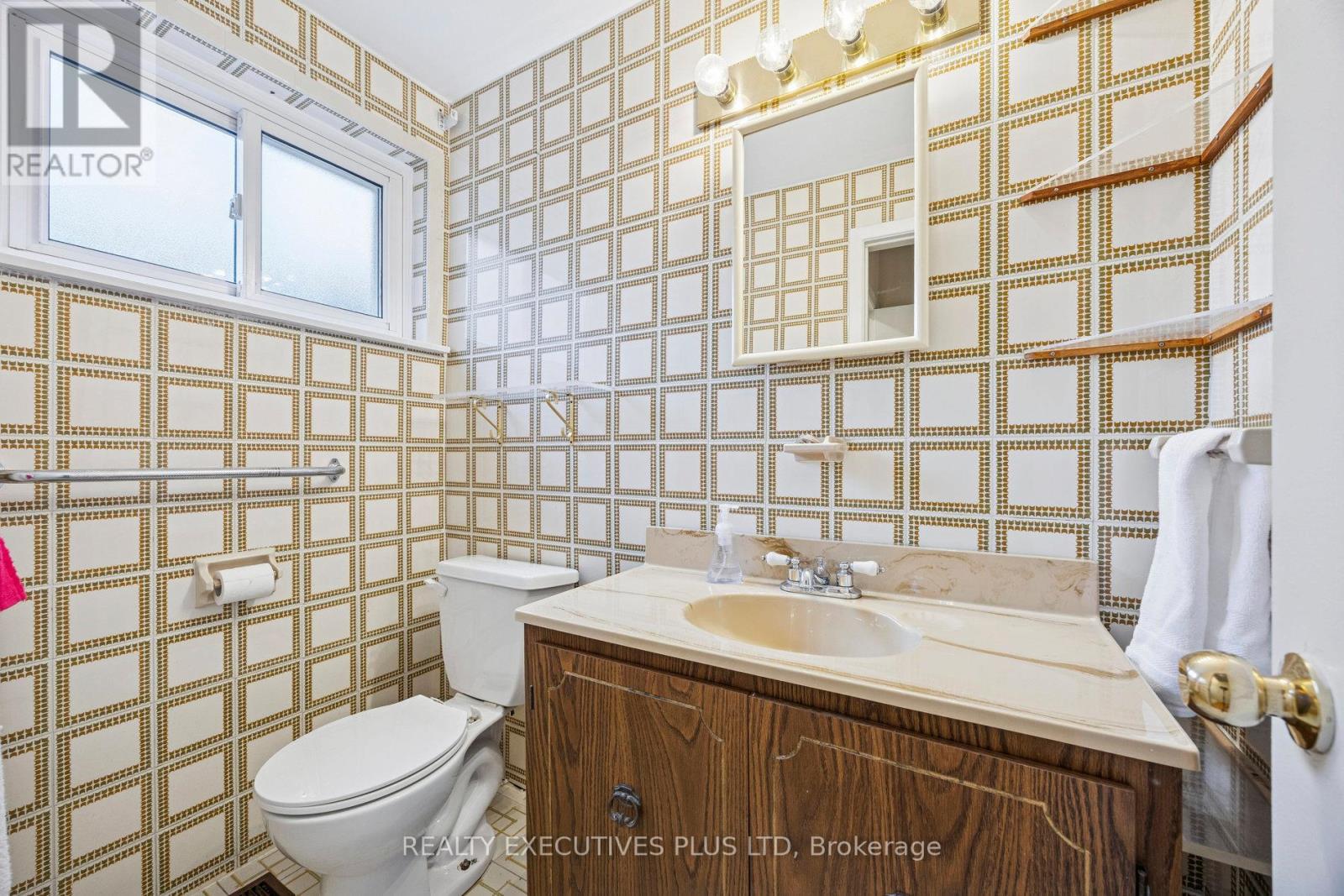 12 Bemberg Court, Toronto, Ontario  M9W 3V5 - Photo 25 - W12489922