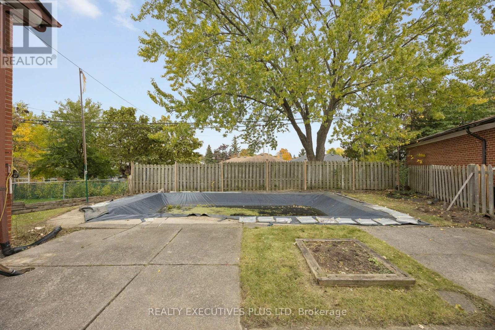 12 Bemberg Court, Toronto, Ontario  M9W 3V5 - Photo 33 - W12489922