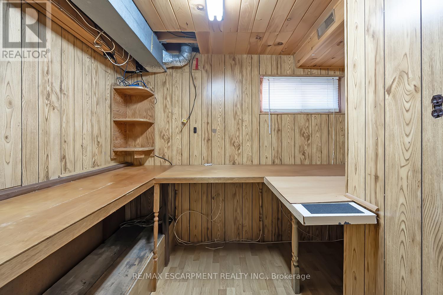 652 Ardleigh Crescent, Burlington, Ontario  L7L 4K8 - Photo 31 - W12489932