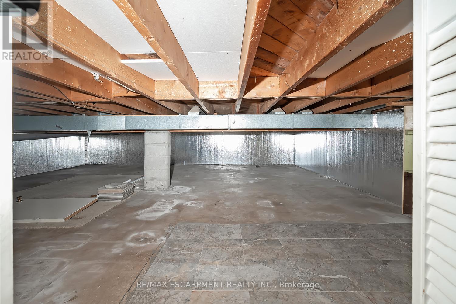 652 Ardleigh Crescent, Burlington, Ontario  L7L 4K8 - Photo 32 - W12489932