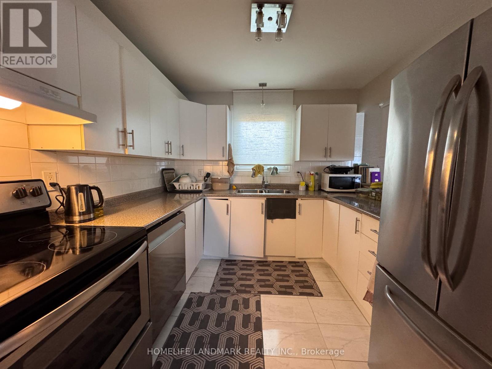 7 Windal Avenue, Toronto, Ontario  M9N 2C2 - Photo 10 - W12489938