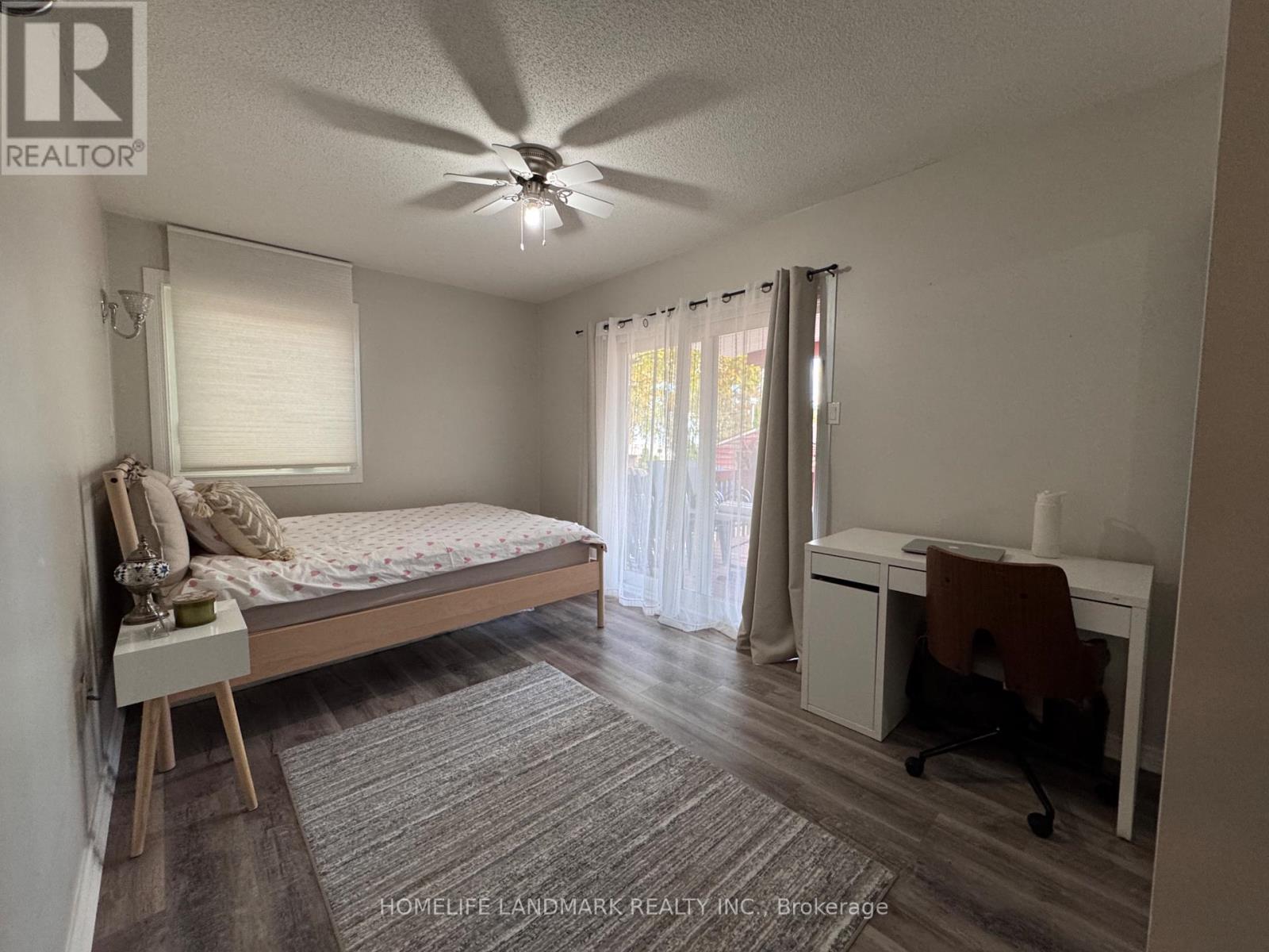 7 Windal Avenue, Toronto, Ontario  M9N 2C2 - Photo 17 - W12489938