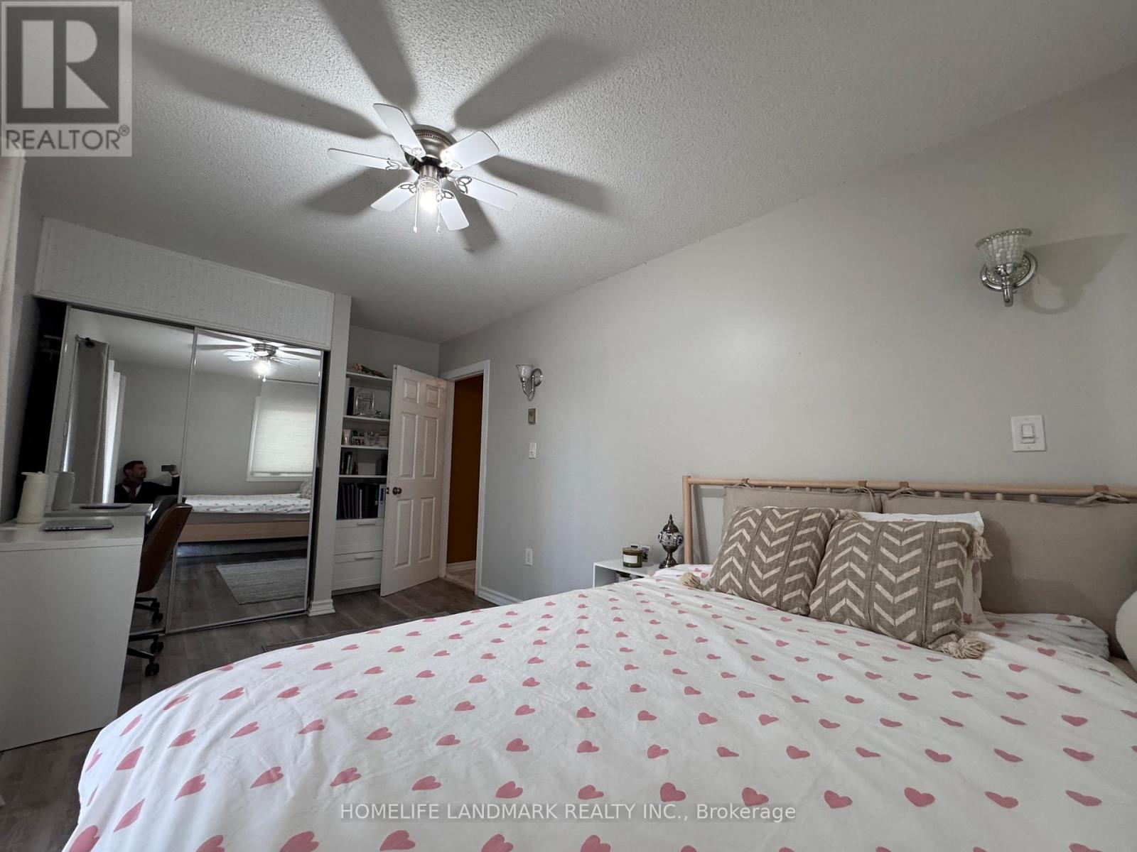 7 Windal Avenue, Toronto, Ontario  M9N 2C2 - Photo 18 - W12489938