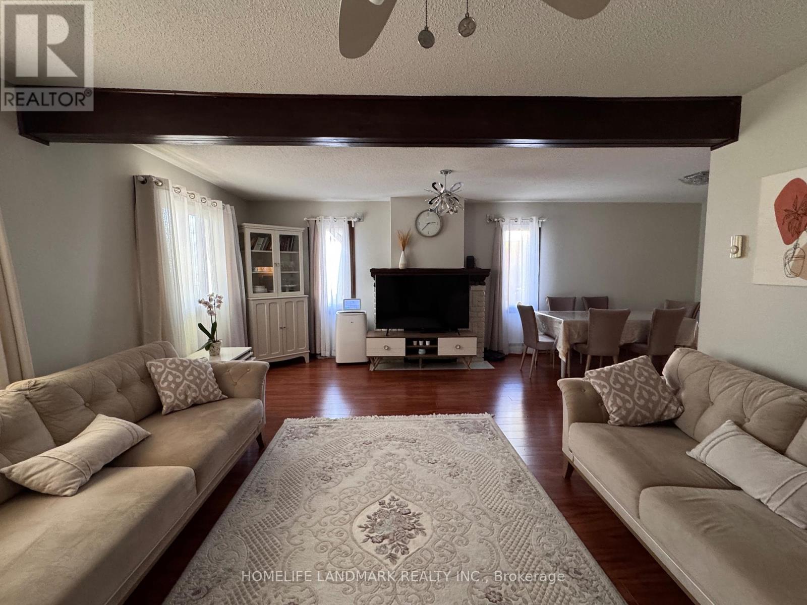 7 Windal Avenue, Toronto, Ontario  M9N 2C2 - Photo 6 - W12489938