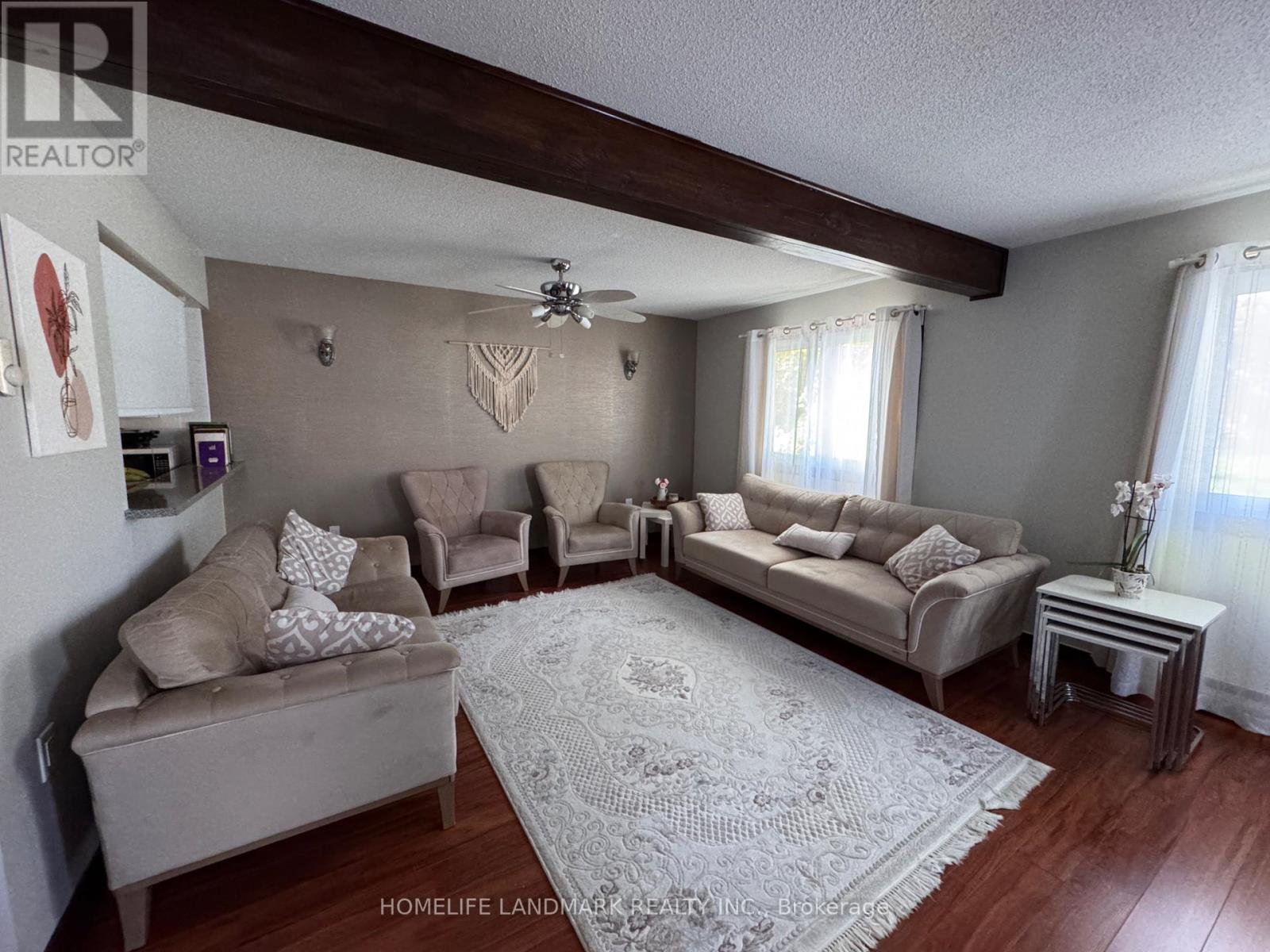 7 Windal Avenue, Toronto, Ontario  M9N 2C2 - Photo 7 - W12489938