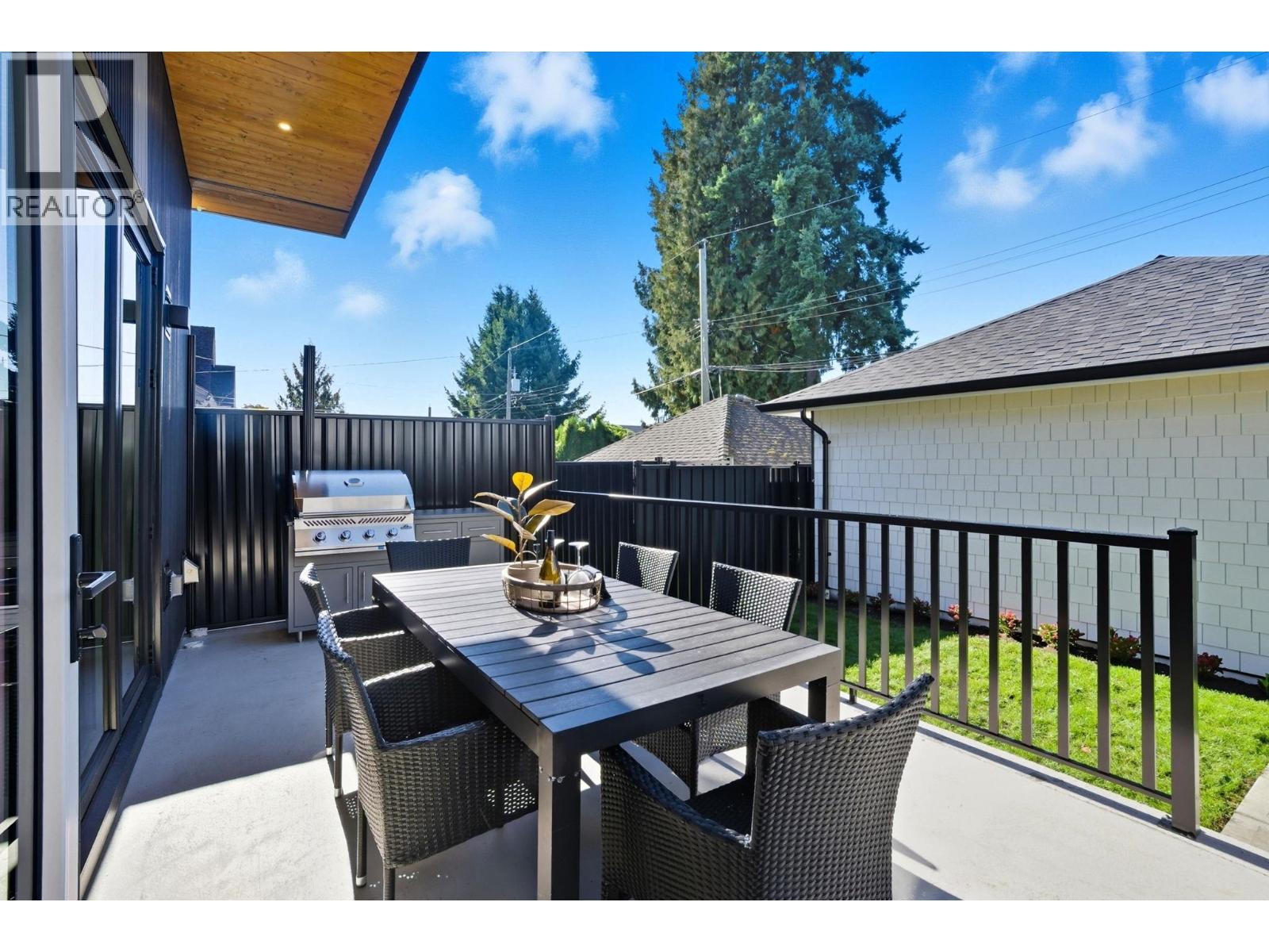 2 6141 Yew Street, Vancouver, British Columbia  V6M 3Z1 - Photo 12 - R3063172