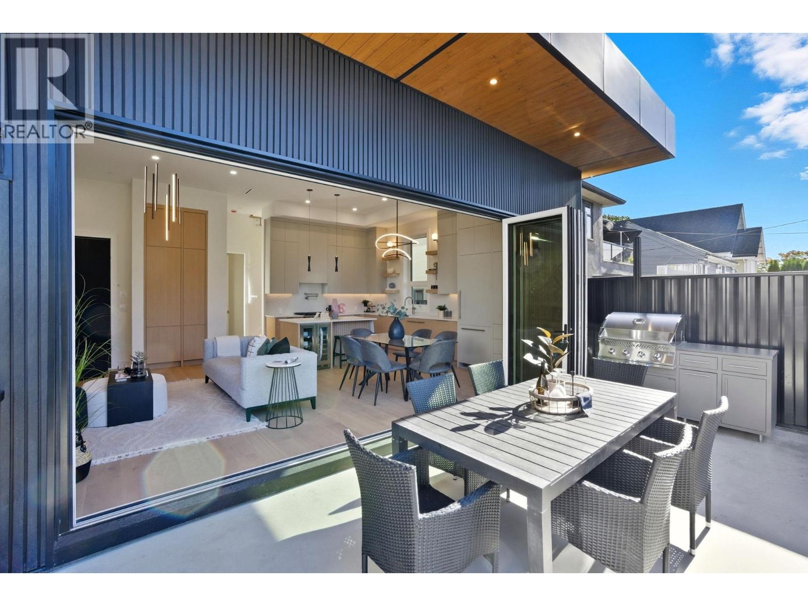 2 6141 Yew Street, Vancouver, British Columbia  V6M 3Z1 - Photo 11 - R3063172