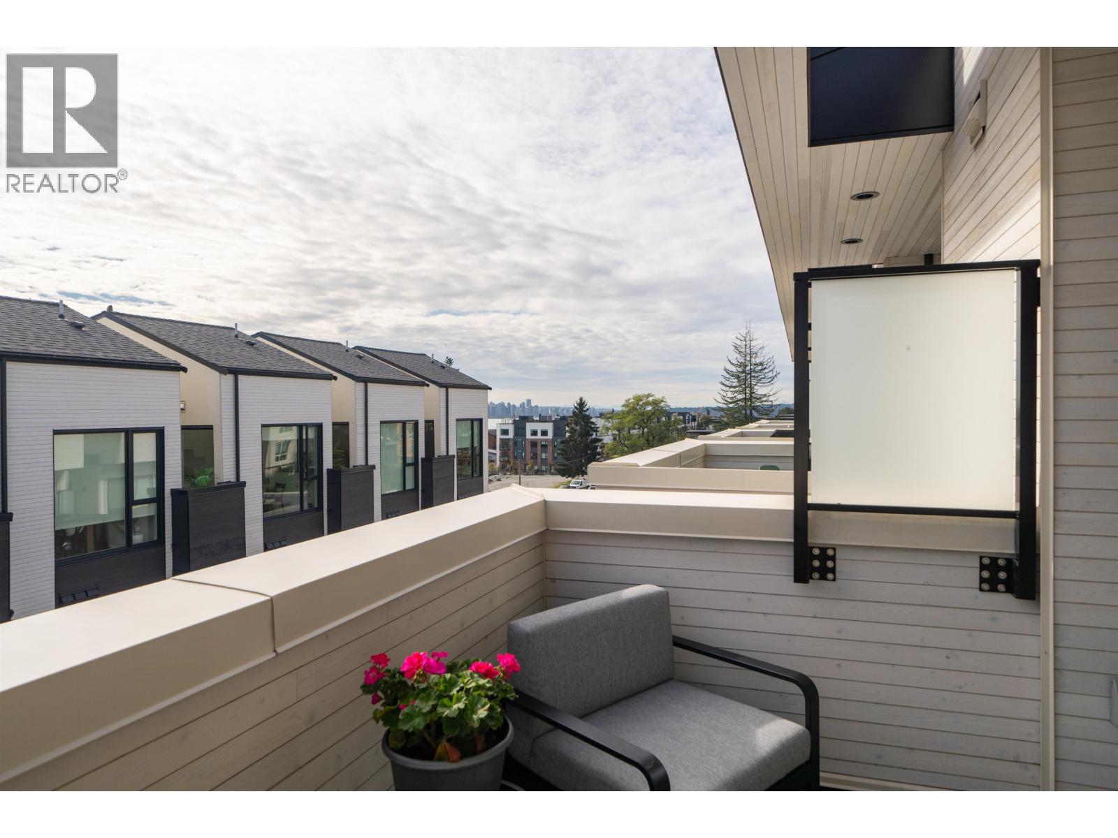 228 650 E 2nd Street, North Vancouver, British Columbia  V7M 1E3 - Photo 14 - R3063173