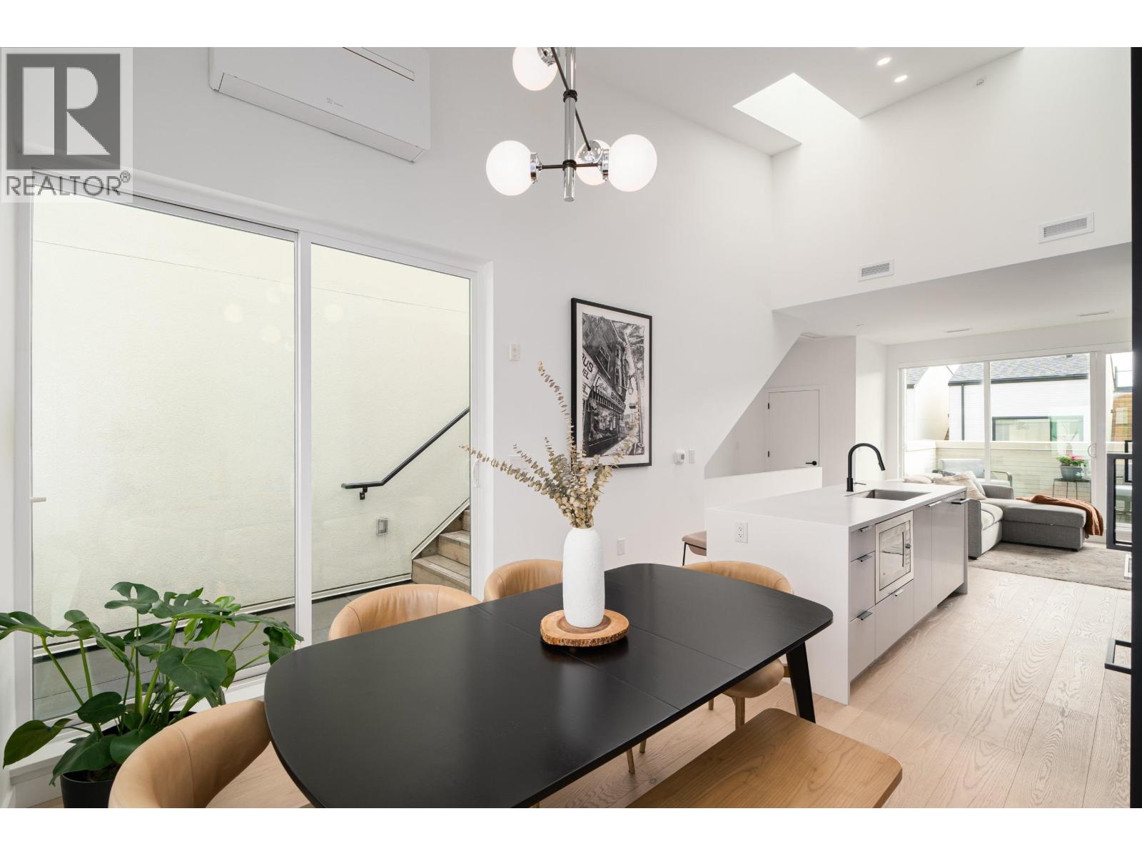 228 650 E 2nd Street, North Vancouver, British Columbia  V7M 1E3 - Photo 24 - R3063173