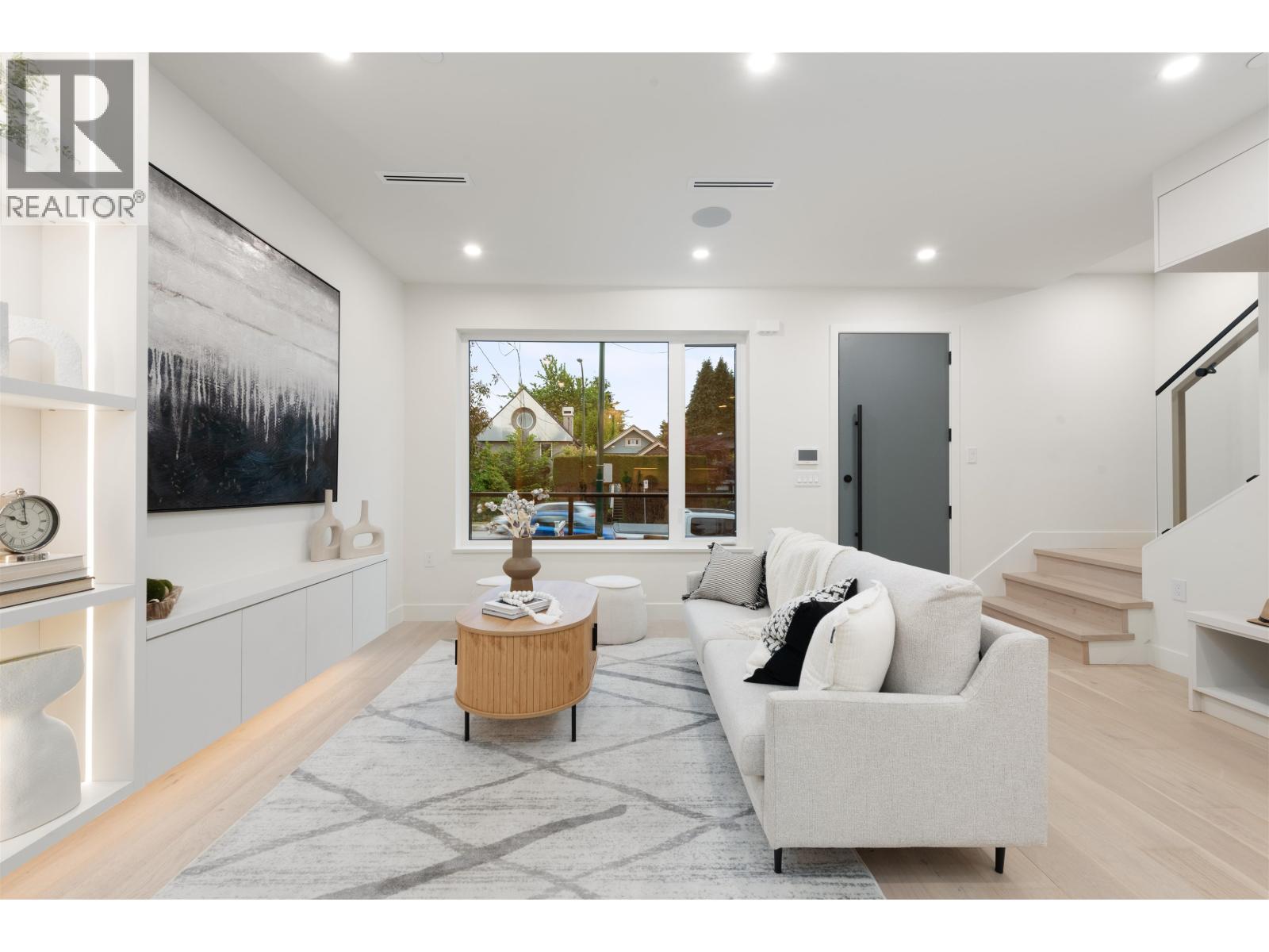 1 65 E King Edward Avenue, Vancouver, British Columbia  V5V 2B8 - Photo 3 - R3063182