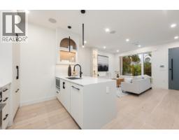 1 65 E KING EDWARD AVENUE