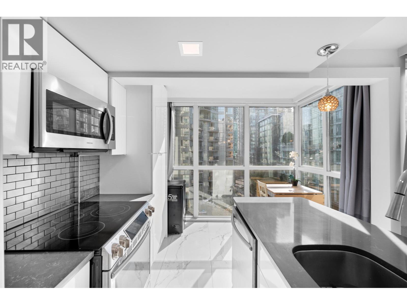 702 1188 Howe Street, Vancouver, British Columbia  V6Z 2S8 - Photo 10 - R3063189